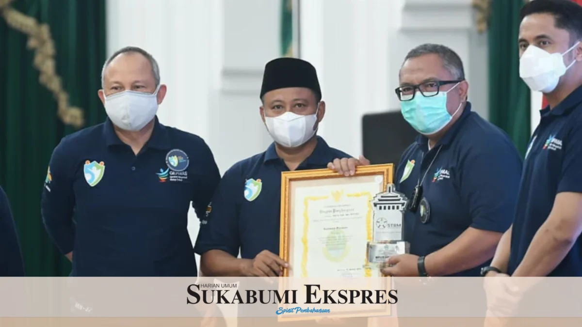 Bupati Sukabumi Terima Penghargaan Terbaik ODF
