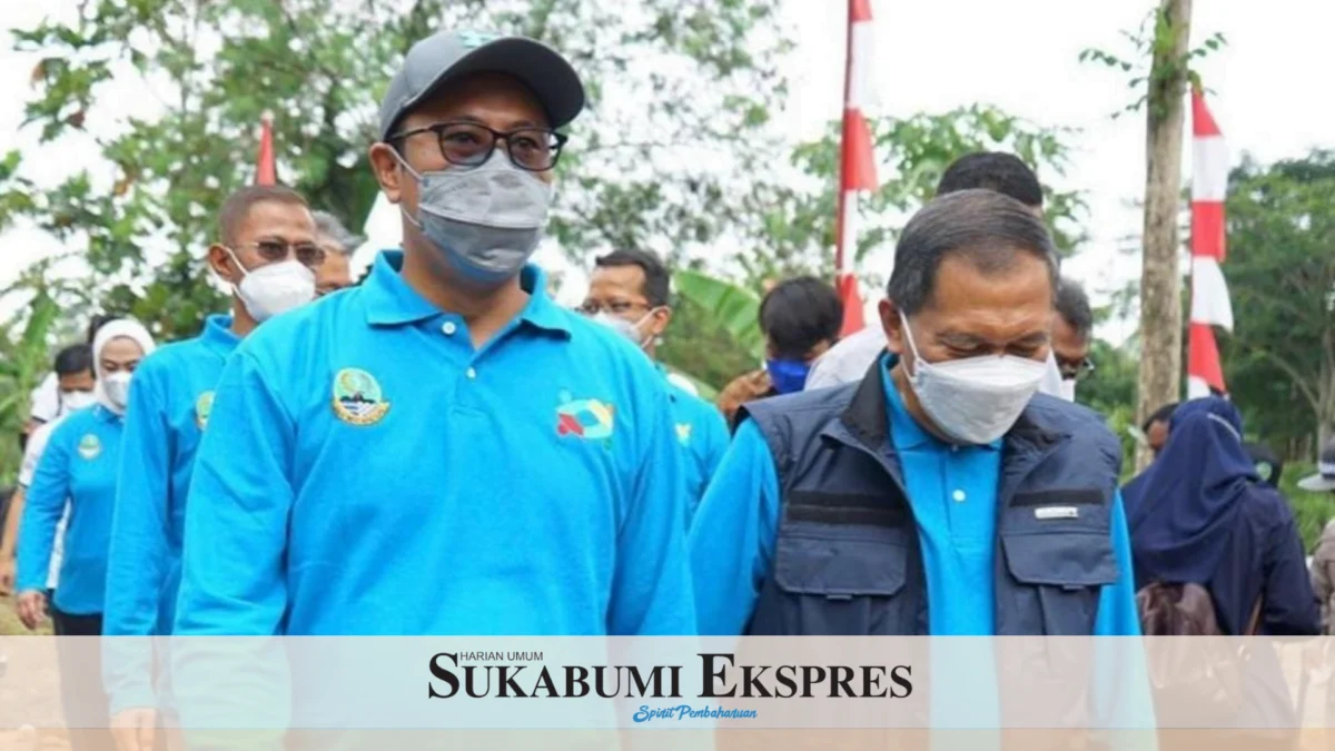 Wali Kota Sukabumi Achmad Fahmi bersama dengan Almarhum Wali Kota Bandung, Mang Oded saat mengikuti Kopdar semasa Hidupnya