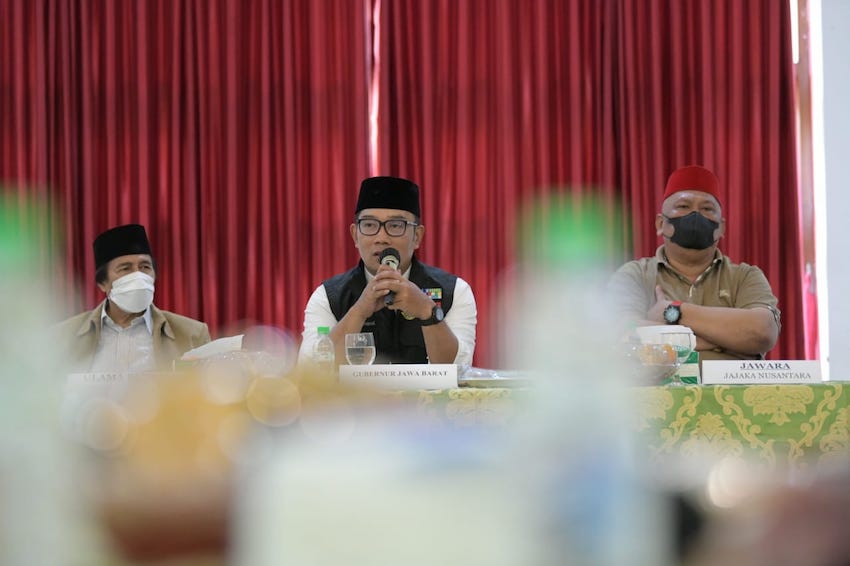 Ridwan Kamil Silaturahmi dengan Para Jawara di Bekasi