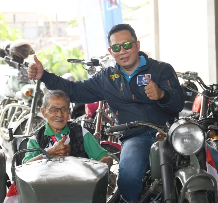 Ridwan Kamil Bonceng Legenda Hidup Pembalap Indonesia Keliling Kota Mataram