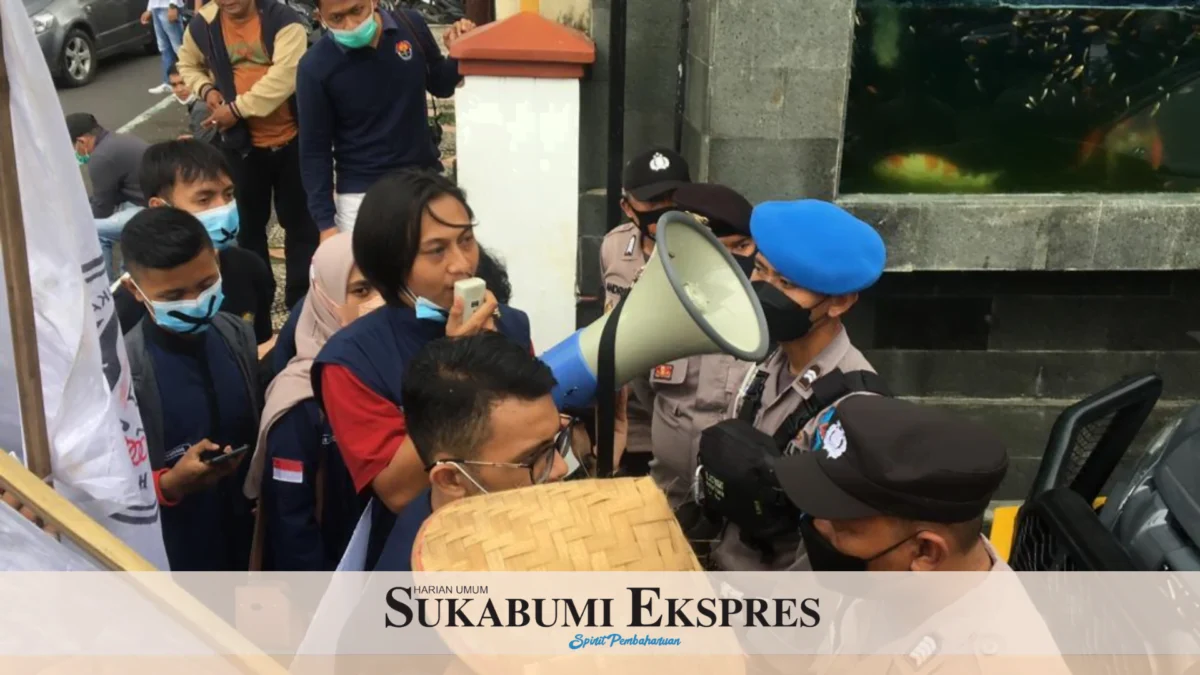 Pertanyakan Tindak Lanjut Laporan Dugaan Korupsi, Mahasiswa Datangi Kejari Kota Sukabumi