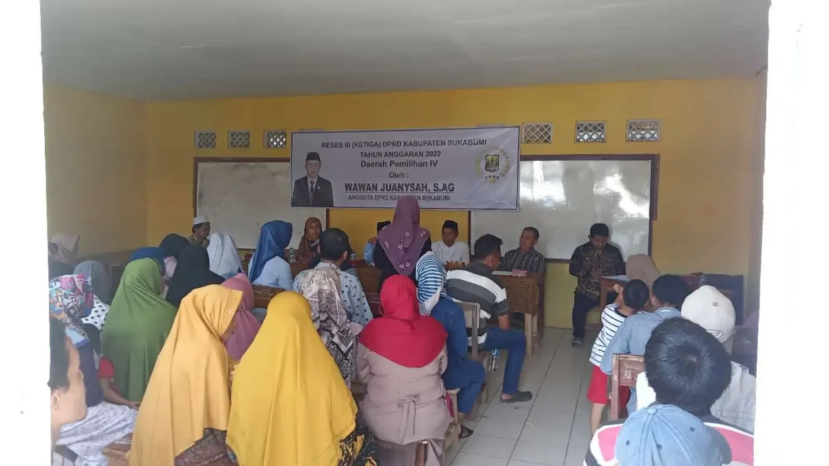 Legislator Demokrat Kabupaten Sukabumi Reses di Desa Mangkalaya