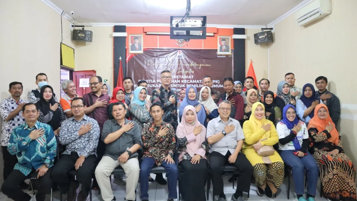 21 Anggota Sekretariat PPK Resmi Ditetapkan KPU Kota Sukabumi