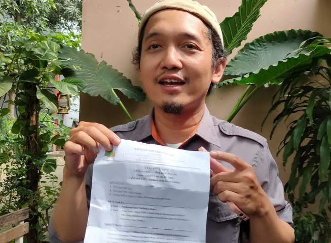 Guru Pengkritik Ridwan Kamil Tolak Tawaran Mengajar Kembali di SMK Cirebon