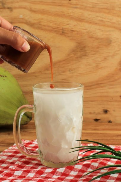 Ilustrasi Kreasi kelapa untuk menu buka puasa.