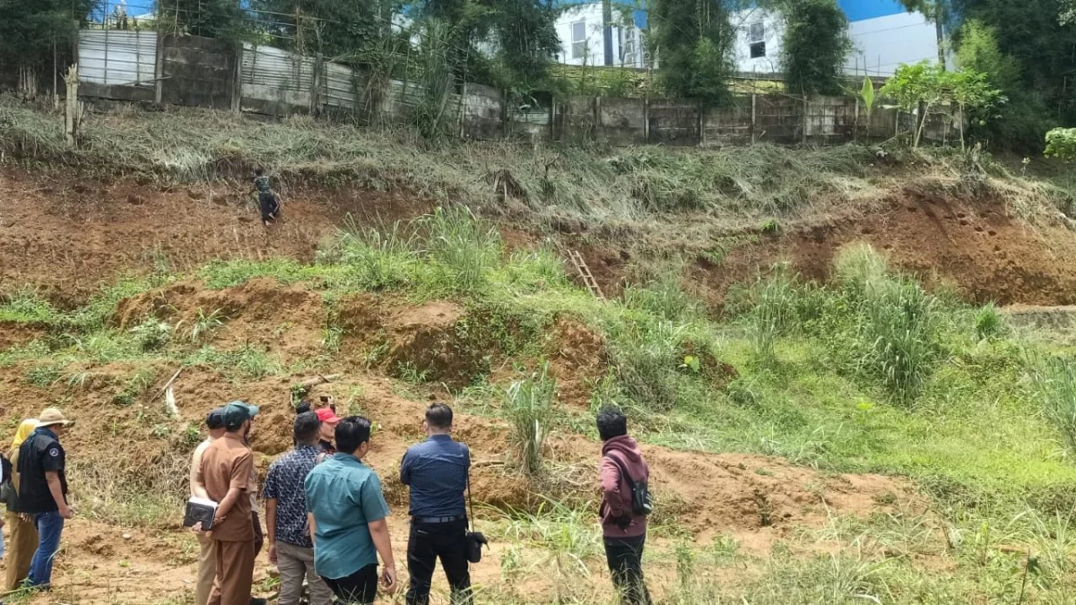 Khawatir Longsor, Pabrik Kemasan Plastik Ngadu ke Pemkab Sukabumi