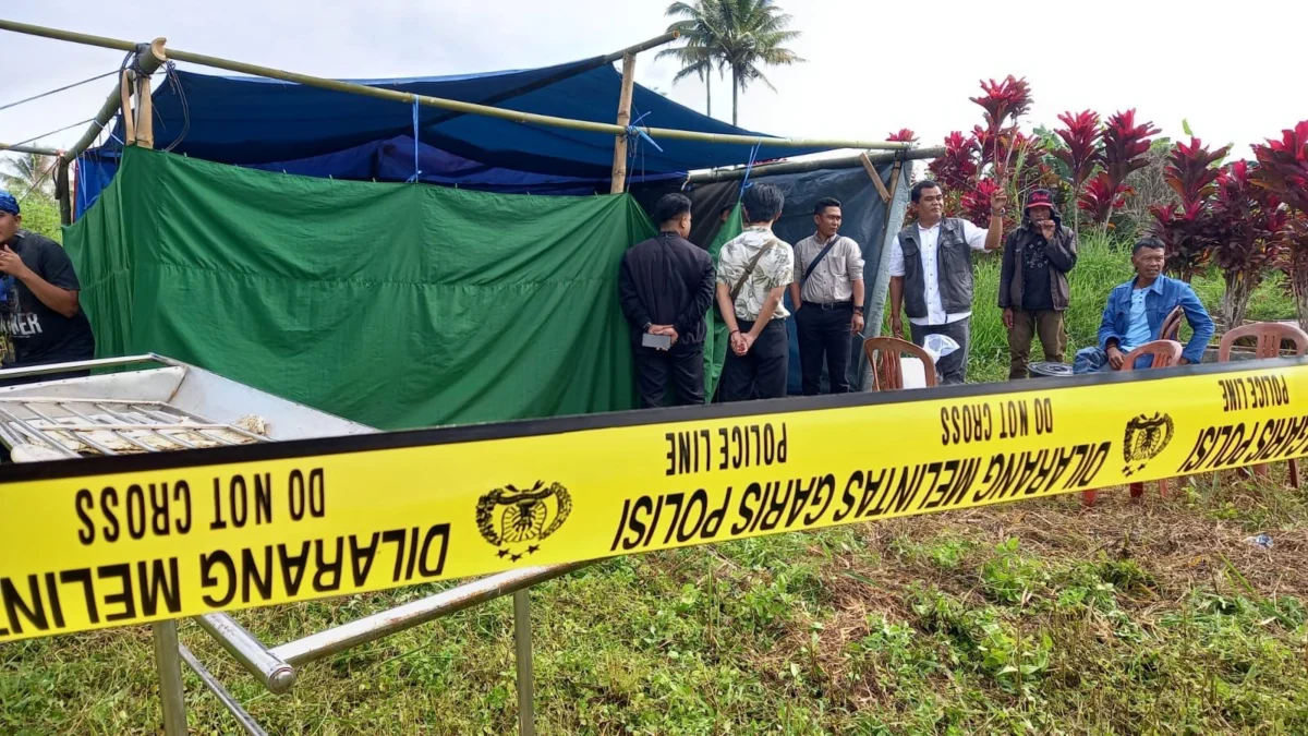 Keluarga Bongkar Kuburan dan Autopsi Jasad Perempuan di Sukabumi