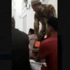Viral Video Amplop Berlogo PDIP Dibagikan ke Jemaah Tarawih