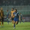 Persib Bandung vs Bhayangkara FC di Liga 1 2022/2023, Jumat (24/3).