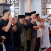 Wali Kota Sukabumi Shalat Gerhana Matahari di Masjid Agung Kota Sukabumi
