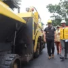 Fahmi Dampingi Gubernur Pantau Perbaikan Jalan Provinsi, Pemprov Komitmen Respons Aspirasi Warga