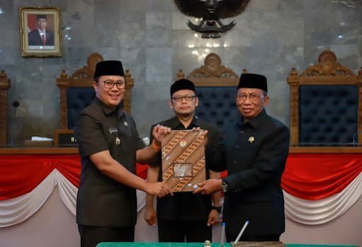 Wali Kota Sukabumi Sampaikan Jawaban Atas Pandangan Fraksi