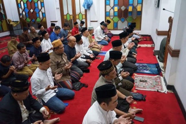 Tarling Diawali dari Masjid di Balai Kota