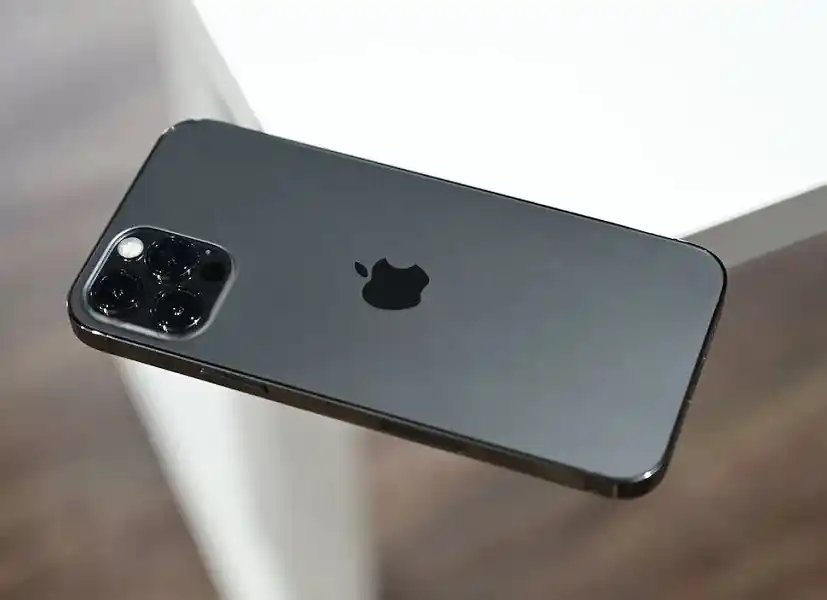 Mengapa iPhone 13 Pro Max Menjadi Ponsel Favorit? Simak Ulasannya!