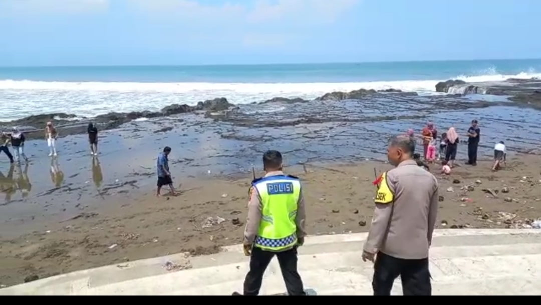 Nelayan Palabuhanratu Tenggelam di Perairan Banten