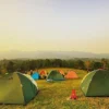 Wisata Camping Ground Bukit Waruwangi Banten yang Lagi Viral