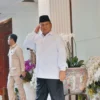 Presiden Lebih Sering Bersama Prabowo Ketimbang Ganjar