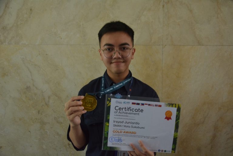 Pelajar SMAN 1 Juara pada Olimpiade Biologi Internasional