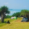 Wisata Pantai Puncak Guha Garut Selatan, Cocok untuk Camping