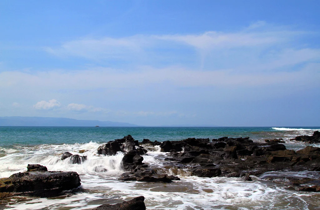 3 Pantai di Sukabumi yang Wajib Dikunjungi Saat Long Weekend