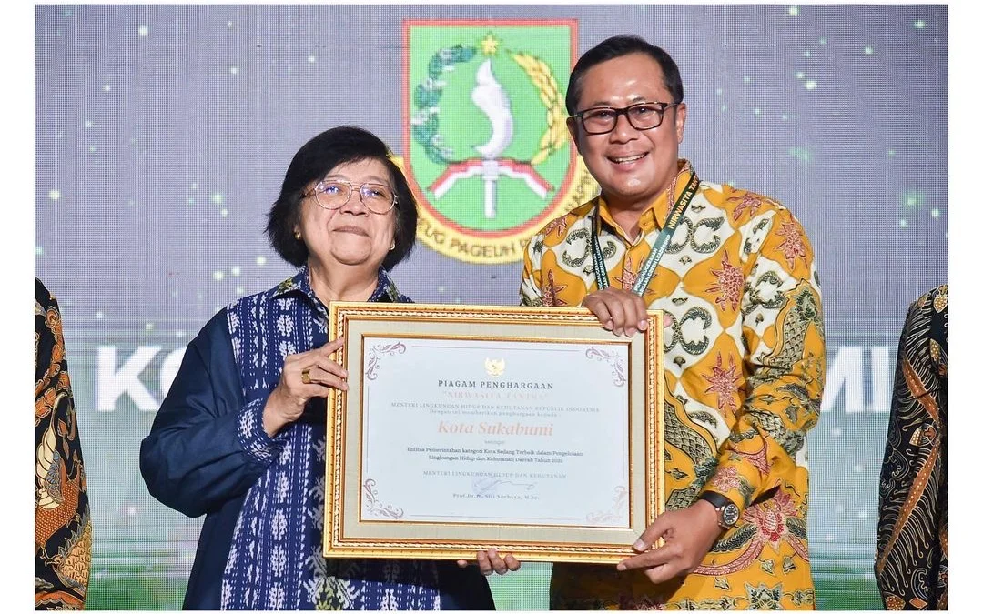 Wali Kota Sukabumi Dianugerahi Green Leadership Nirwasita Tantra
