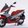 Honda PCX 170 Sport Motor Skuter Matic Tampilan Balap