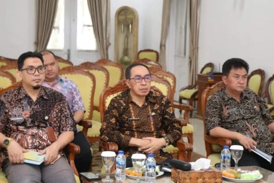 Sekda Rakor Program Beasiswa Indonesia Emas
