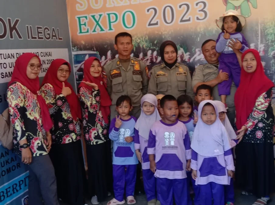 Pelajar Berbondong-bondong Datangi Stand Satpol PP di Sukabumi Expo