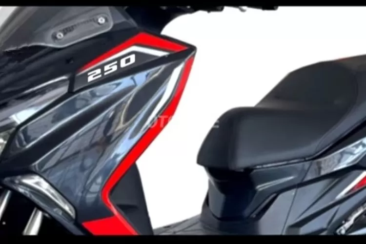 Desainnya Lebih Bongsor Akselerasi New Honda Vario 250 Tetap Mengesankan