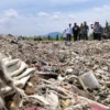 Bupati Sikapi Tumpukan Sampah Viral di Pantai Cibutun