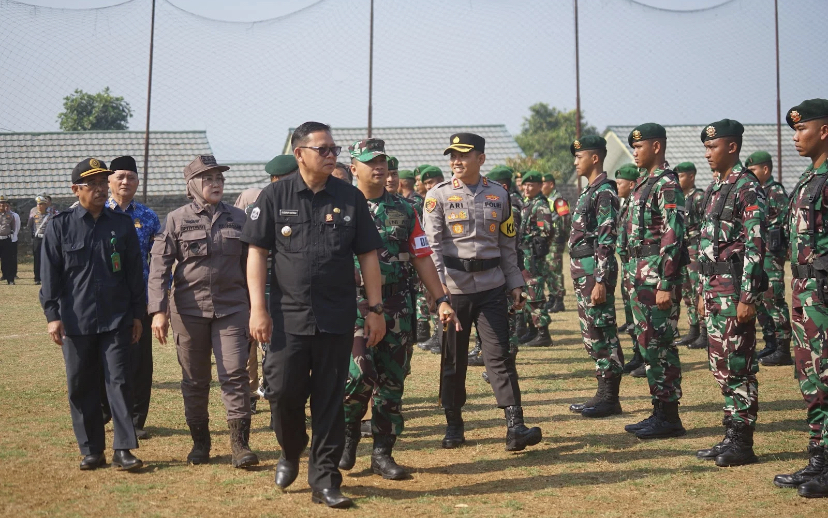 Pj Wali Kota Sukabumi Pantau Apel Gelar Pasukan Operasi Mantap Brata Lodaya