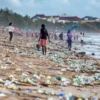 Pantai Kotor Ternyata Bisa Berdampak pada Kesehatan, Yuk Intip Penyebabnya
