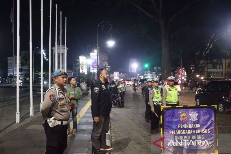 Polri dan TNI Patroli Skala Besar