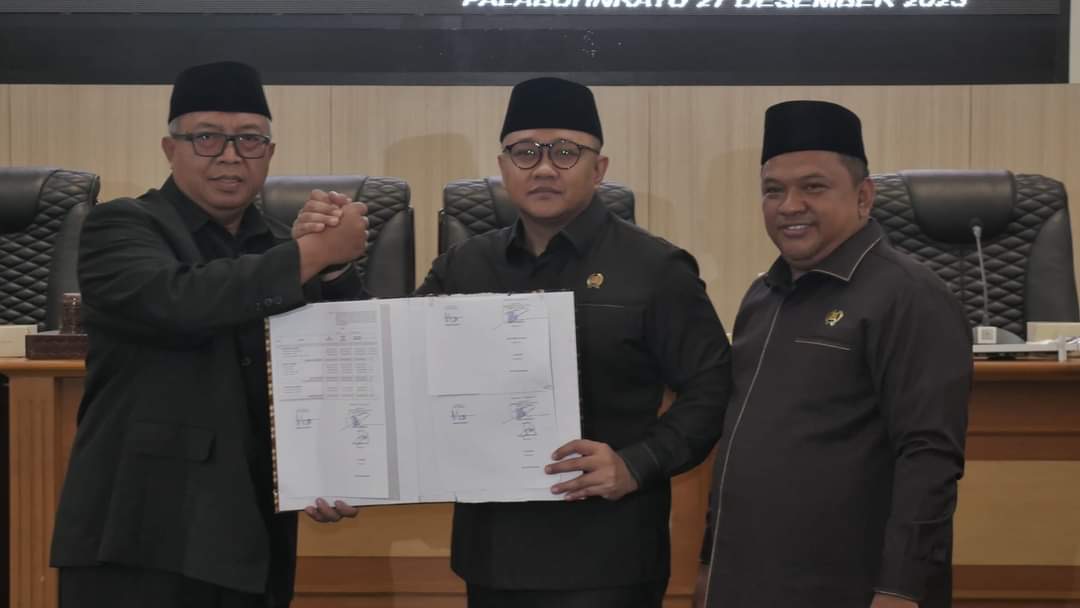 Bupati Sukabumi Sampaikan Raperda Hasil Evaluasi Gubernur