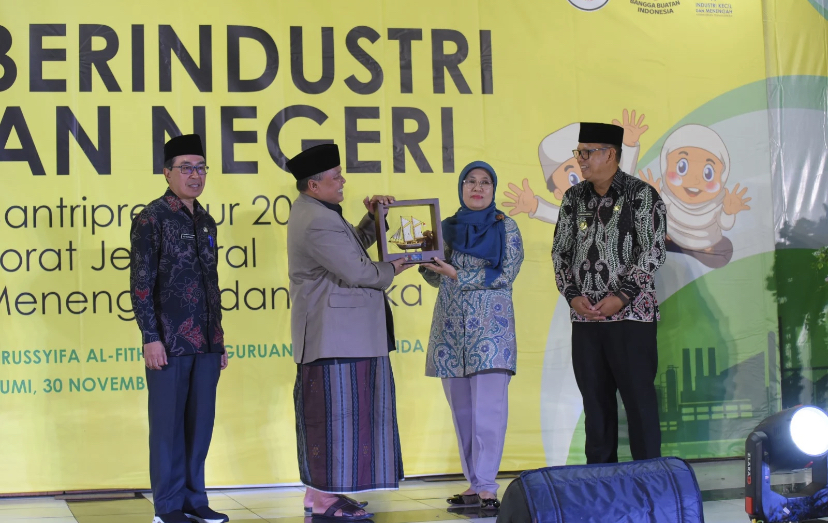Pj Wali Kota Sukabumi Sambut Positif Program Santripreneur Kemenperin