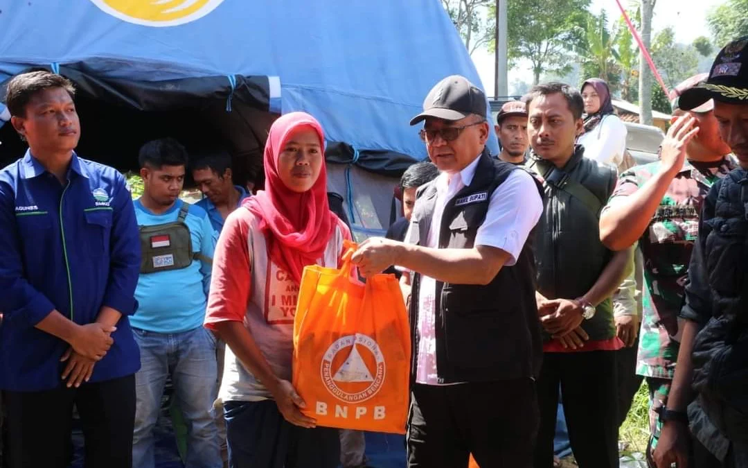 Wakil Bupati Sukabumi Tinjau Lokasi Bencana Kabandungan