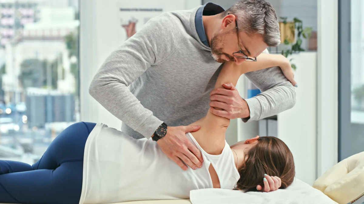 Pengobatan Holistik Menyatukan Perawatan Chiropractic ke dalam Rutinitas Kesehatan