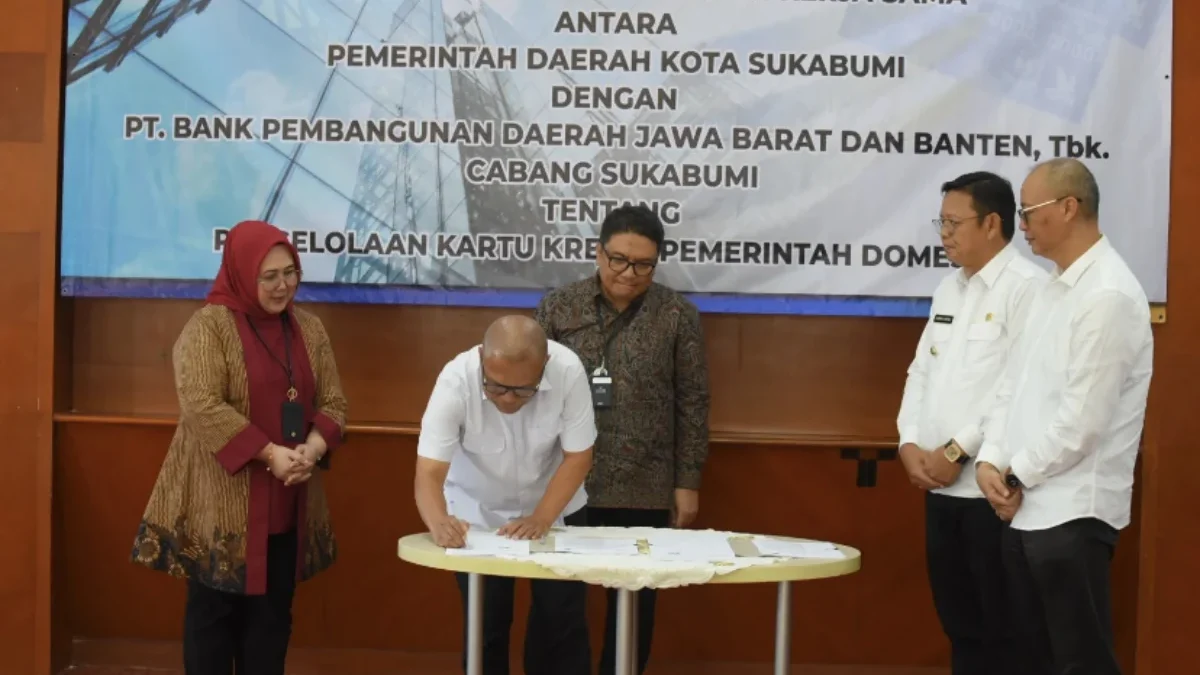 Pemkot Sukabumi bekerja sama bank BJB Cabang Sukabumi meluncurkan Kartu Kredit Pemerintah Domestik (KKPD)