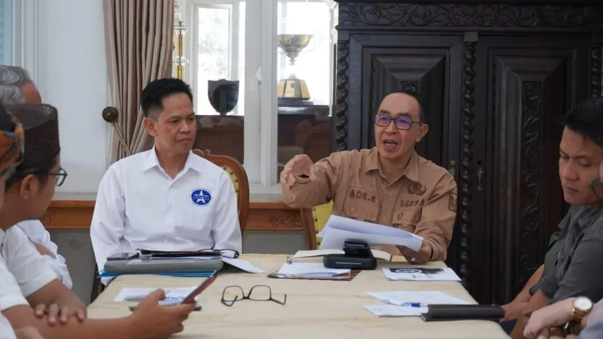 Sekda Kabupaten Sukabumi Ade Suryaman menerima kunjungan dari DPC ASITA
