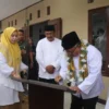 Bupati Sukabumi Marwan Hamami meresmikan Ponpes Khadimul Muslimin