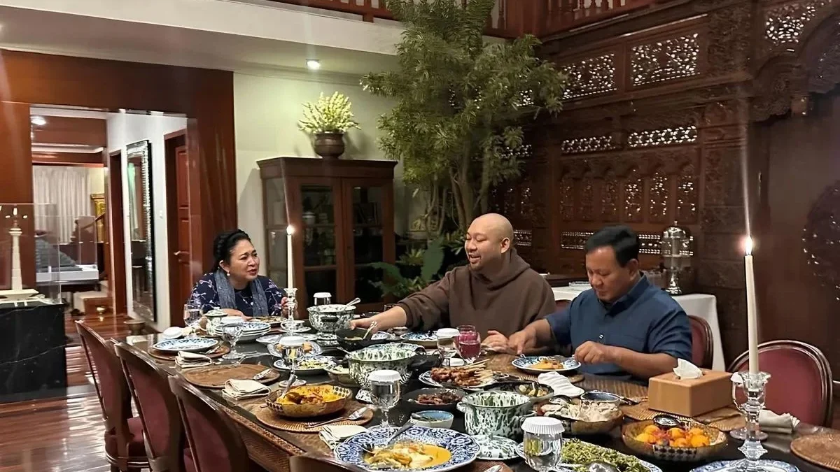 Prabowo bagikan momen makan malam bersama Didit dan Siti Hediati