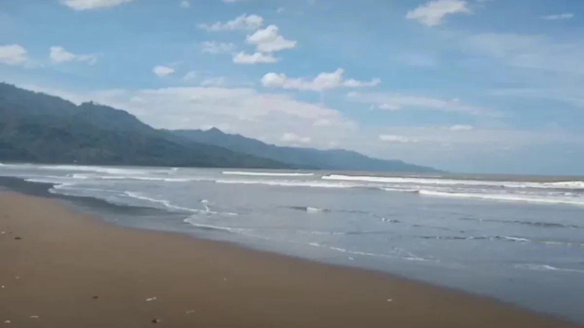 Kondisi Terkini Pantai Loji di Kecamatan Simpenan Kabupaten Sukabumi