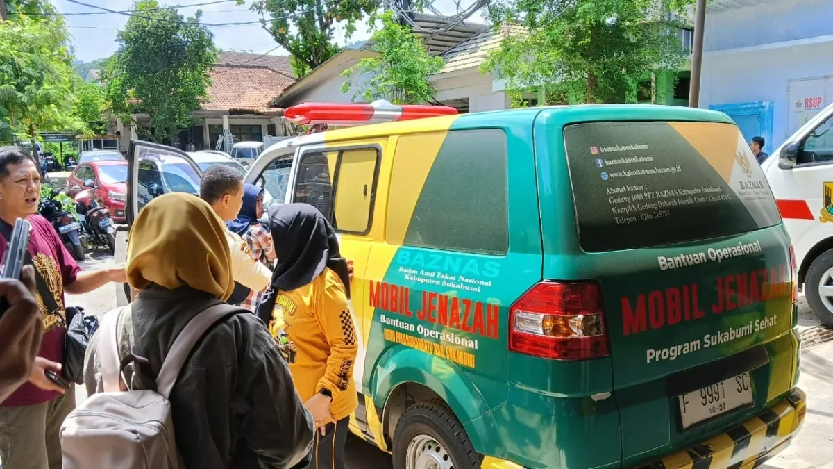 Detik-detik Kayla Nur Syifa, Siswi SMAN 1 Cisaat ketika akan dibawa ke RSUD Palabuhanratu