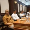 Sekretaris Daerah Kota Sukabumi Dida Sembada menghadiri rapat koordinasi