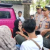 Kapolres Sukabumi AKBP Tony Prasetyo memberikan imbuan kepada para wisatawan