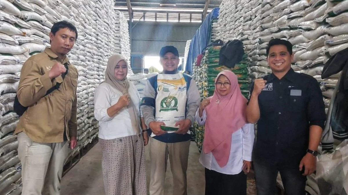 Jajaran Dinas KP3 Kota Sukabumi kembali mengecek ketersediaan beras